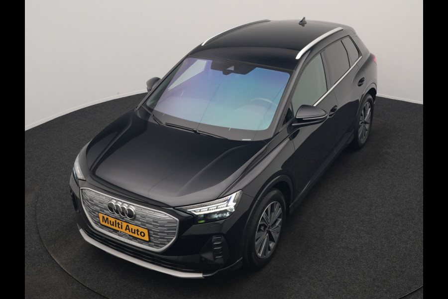 Audi Q4 e-tron 40 Edition 77 kWh 204pk Dealer O.H | Adaptive Cruise | Camera | Sportstoelen Verwarmd | BLIS | Keyless | Virtual | Navigatie | DAB | 19"L.M |