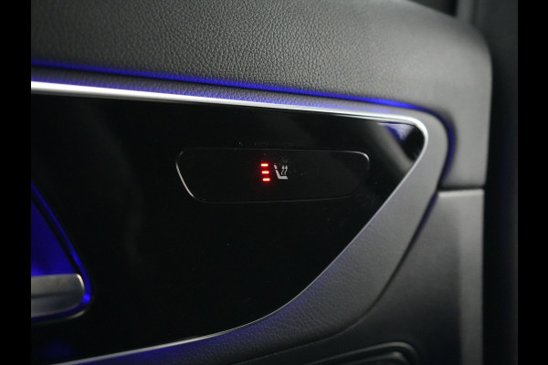 Mercedes-Benz GLC 300e 4MATIC Avantgarde PHEV 313pk Dealer O.H. | Camera | Lederen Sportstoelen Memory & Verwarmd | Sfeerverlichting | Apple Carplay | Blis | Navigatie | DAB | Cruise Control | 18"L.M |