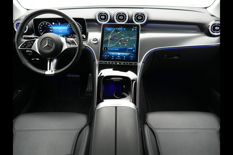 Mercedes-Benz GLC 300e 4MATIC Avantgarde PHEV 313pk Dealer O.H. | Camera | Lederen Sportstoelen Memory & Verwarmd | Sfeerverlichting | Apple Carplay | Blis | Navigatie | DAB | Cruise Control | 18"L.M |