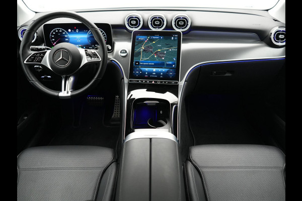 Mercedes-Benz GLC 300e 4MATIC Avantgarde PHEV 313pk Dealer O.H. | Camera | Lederen Sportstoelen Memory & Verwarmd | Sfeerverlichting | Apple Carplay | Blis | Navigatie | DAB | Cruise Control | 18"L.M |