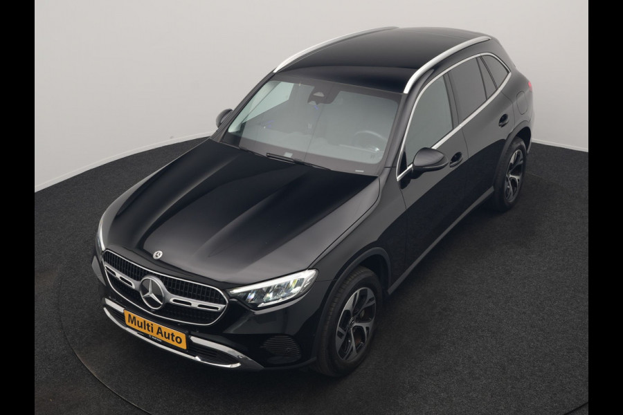 Mercedes-Benz GLC 300e 4MATIC Avantgarde PHEV 313pk Dealer O.H. | Camera | Lederen Sportstoelen Memory & Verwarmd | Sfeerverlichting | Apple Carplay | Blis | Navigatie | DAB | Cruise Control | 18"L.M |