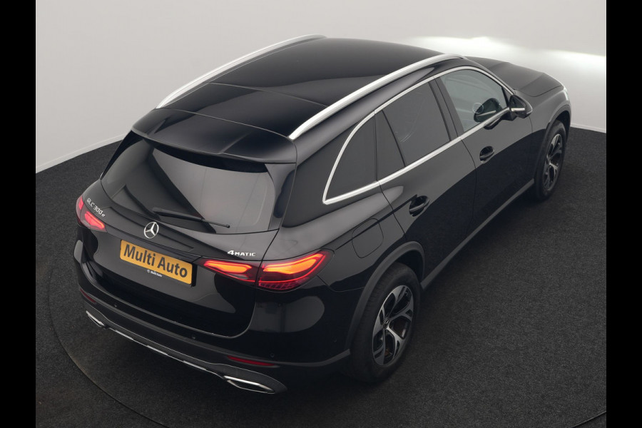 Mercedes-Benz GLC 300e 4MATIC Avantgarde PHEV 313pk Dealer O.H. | Camera | Lederen Sportstoelen Memory & Verwarmd | Sfeerverlichting | Apple Carplay | Blis | Navigatie | DAB | Cruise Control | 18"L.M |