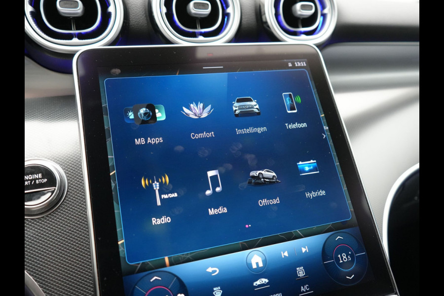 Mercedes-Benz GLC 300e 4MATIC Avantgarde PHEV 313pk Dealer O.H. | Camera | Lederen Sportstoelen Memory & Verwarmd | Sfeerverlichting | Apple Carplay | Blis | Navigatie | DAB | Cruise Control | 18"L.M |
