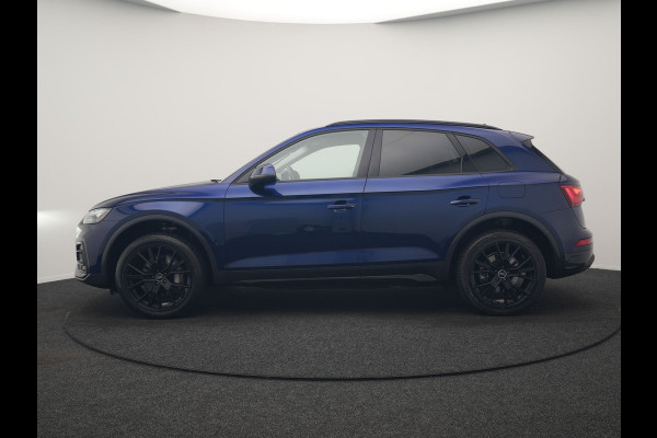 Audi Q5 50 TFSI e quattro Advanced edition PHEV 300pk Dealer O.H | Adaptive Cruise | Camera | BLIS | Apple Carplay | Alcantara Sportstoelen Verwarmd | Sfeerverlichting | Navigatie | Virtual | DAB | Plug In Hybrid |