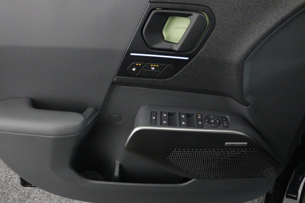 Kia EV2 Demo Edition 42.2 kWh Nu te bestellen! - Panorama dak - Elektrische bestuurderstoel - Harman Kardon - 7 jaar garantie