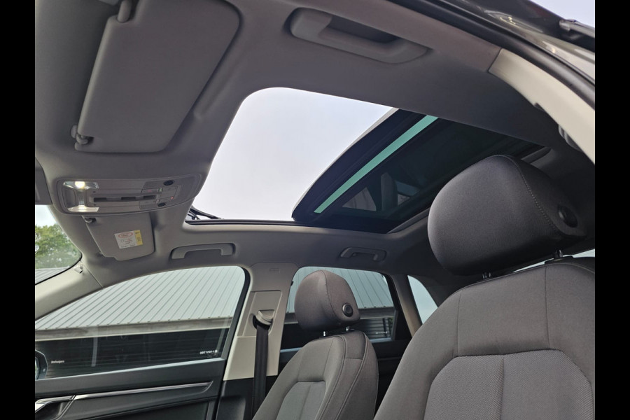 Audi Q3 35 TFSI S edition | Automaat | Navi | Pano | Virtual cockpit | Camera | Keyless |