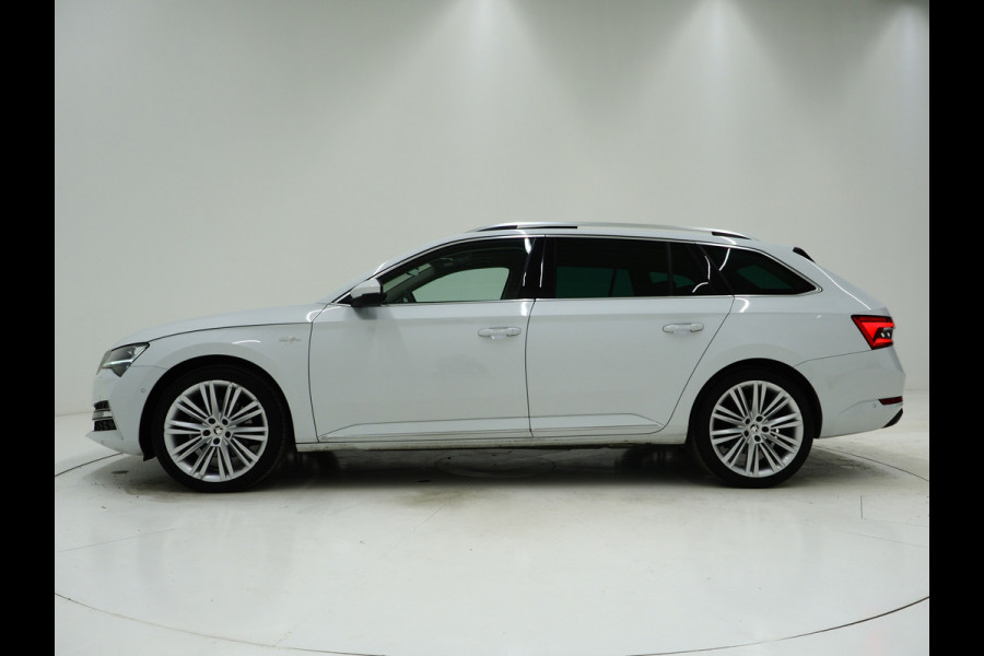 Škoda Superb Combi 1.4 TSI iV Laurin & Klement | Panoramadak | Leder | Trekhaak | Massage | Canton | Stoelkoeling | 360 | Memory