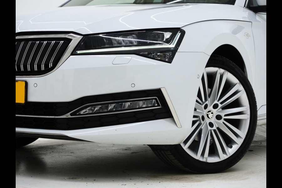 Škoda Superb Combi 1.4 TSI iV Laurin & Klement | Panoramadak | Leder | Trekhaak | Massage | Canton | Stoelkoeling | 360 | Memory