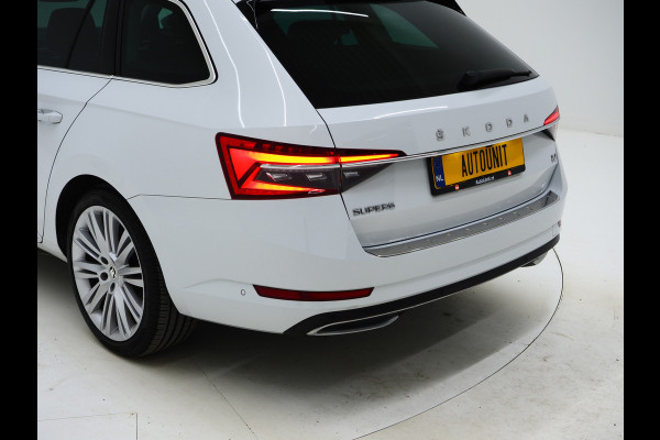Škoda Superb Combi 1.4 TSI iV Laurin & Klement | Panoramadak | Leder | Trekhaak | Massage | Canton | Stoelkoeling | 360 | Memory
