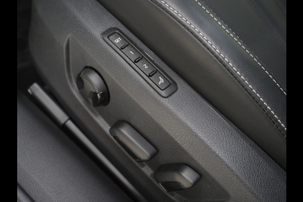 Škoda Superb Combi 1.4 TSI iV Laurin & Klement | Panoramadak | Leder | Trekhaak | Massage | Canton | Stoelkoeling | 360 | Memory