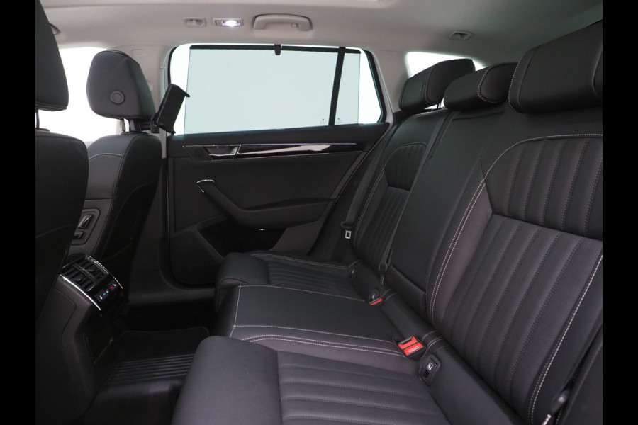 Škoda Superb Combi 1.4 TSI iV Laurin & Klement | Panoramadak | Leder | Trekhaak | Massage | Canton | Stoelkoeling | 360 | Memory