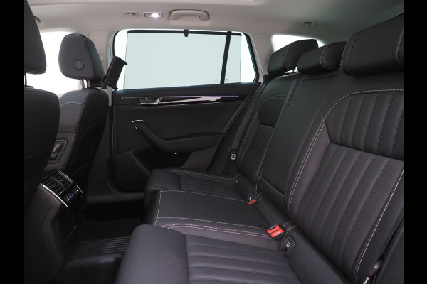 Škoda Superb Combi 1.4 TSI iV Laurin & Klement | Panoramadak | Leder | Trekhaak | Massage | Canton | Stoelkoeling | 360 | Memory