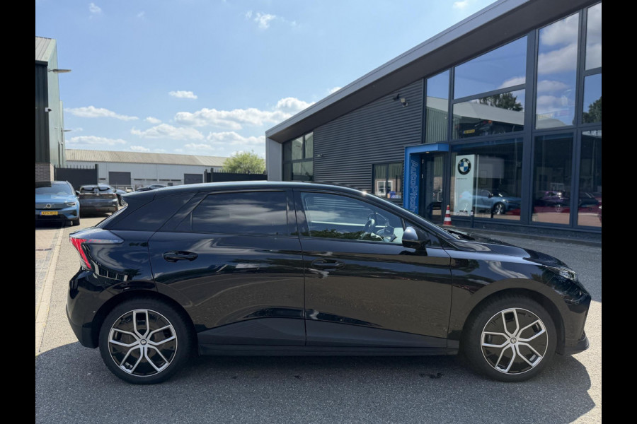 MG Mg4 electric Luxury 64 kWh |360 CAMERA| 7 JAAR MG GARANTIE T/M 07-2031| ELEK. STOEL| DODE HOEK SENSOR| STOEL + STUURVERWARMING| ADAPTIVE CRUISE CONTROL | RIJKLAAR PRIJS |