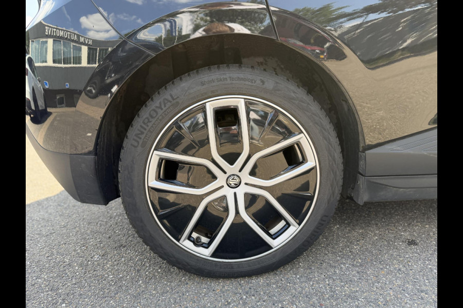 MG Mg4 electric Luxury 64 kWh |360 CAMERA| 7 JAAR MG GARANTIE T/M 07-2031| ELEK. STOEL| DODE HOEK SENSOR| STOEL + STUURVERWARMING| ADAPTIVE CRUISE CONTROL | RIJKLAAR PRIJS |