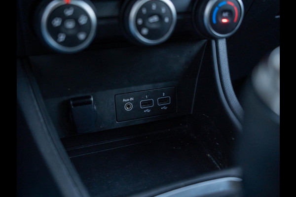 Renault Captur 1.0 TCe 90 Evolution | Keyless | Cruise | DAB+ | Carplay | Navi | NL auto