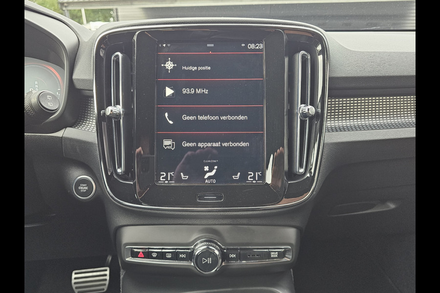 Volvo XC40 1.5 T4 Recharge R-Design PHEV | LED | Trekhaak | 360 camera | Elek. stoelen + mermory | Stoelverwarming | Alcantara |