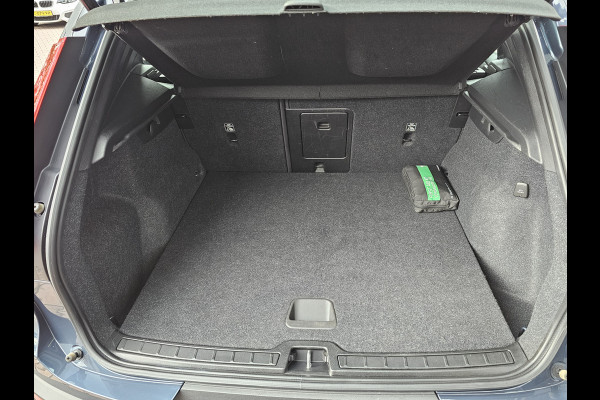 Volvo XC40 1.5 T4 Recharge R-Design PHEV | LED | Trekhaak | 360 camera | Elek. stoelen + mermory | Stoelverwarming | Alcantara |