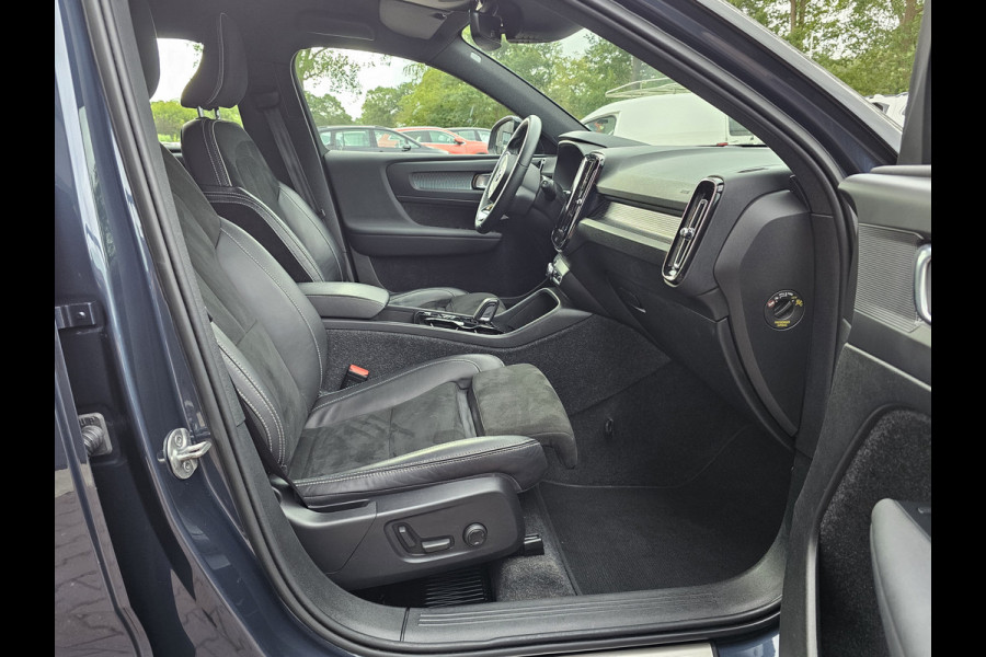 Volvo XC40 1.5 T4 Recharge R-Design PHEV | LED | Trekhaak | 360 camera | Elek. stoelen + mermory | Stoelverwarming | Alcantara |