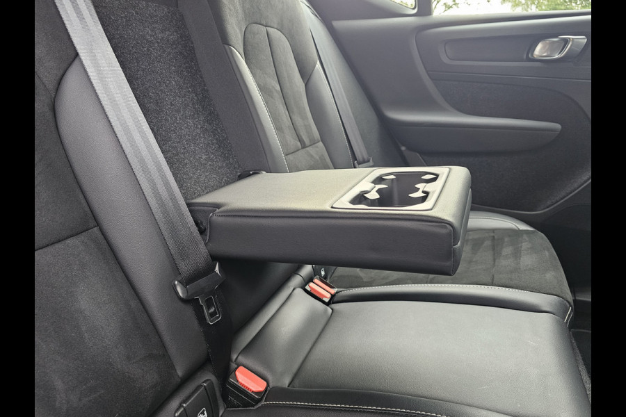 Volvo XC40 1.5 T4 Recharge R-Design PHEV | LED | Trekhaak | 360 camera | Elek. stoelen + mermory | Stoelverwarming | Alcantara |