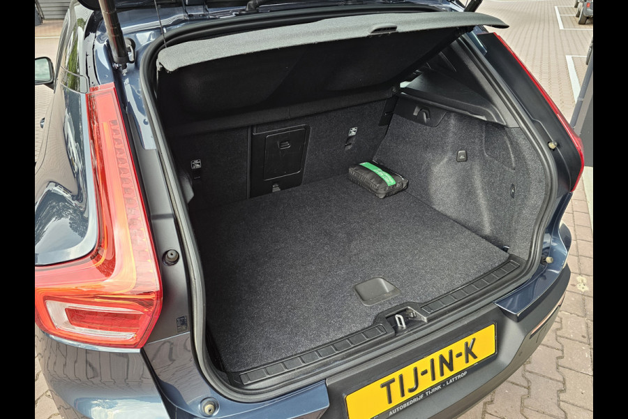 Volvo XC40 1.5 T4 Recharge R-Design PHEV | LED | Trekhaak | 360 camera | Elek. stoelen + mermory | Stoelverwarming | Alcantara |