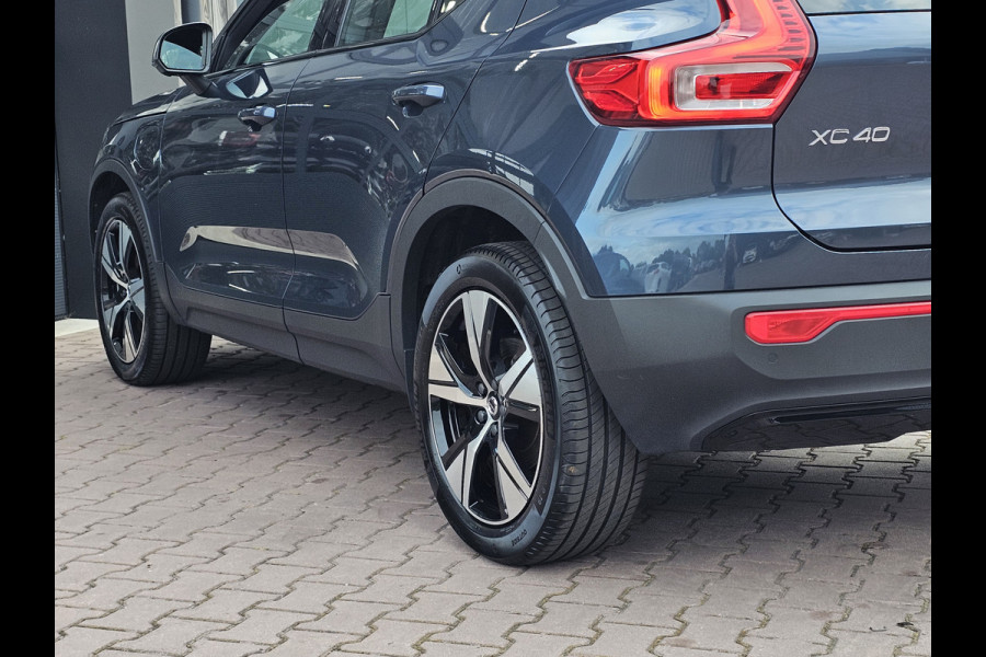 Volvo XC40 1.5 T4 Recharge R-Design PHEV | LED | Trekhaak | 360 camera | Elek. stoelen + mermory | Stoelverwarming | Alcantara |