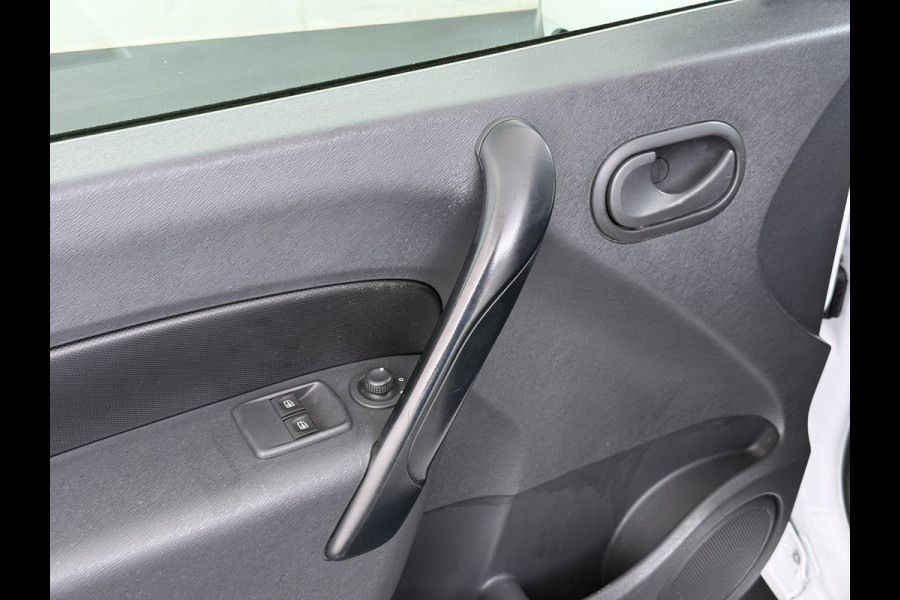 Renault Kangoo Z.E. SOH 92% Navi Pdc Usb CruiseControl Schuifdeur Rechts Bluetooth Elek.Ramen/Spiegels Airco Boordcomputer Radio/CD