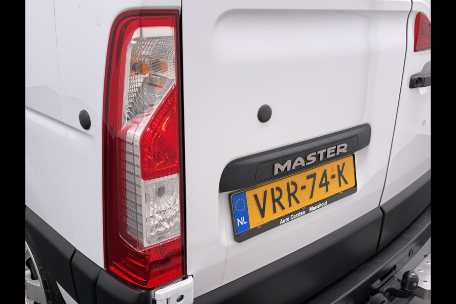 Renault Master T35 2.3 dCi 150 L2H2 Camera Navi Dab Trekhaak Lane-dep. Treeplanken Apple/Android CruiseControl Pdc Elek.Ramen/Spiegels Aut.Verlichting Start/Stop Armsteun Mistlampen Energy Comfort