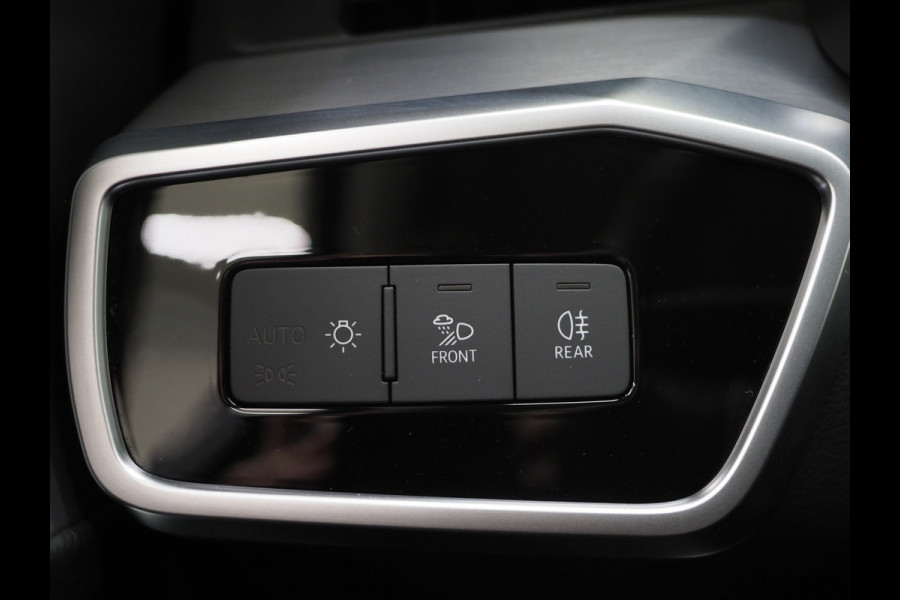 Audi A6 Avant 55 TFSI e quattro Competition Facelift | RS Sportstoelen | HUD | 360 | B&O Audio | Memory | Keyless | Adaptive Cruise | Carplay