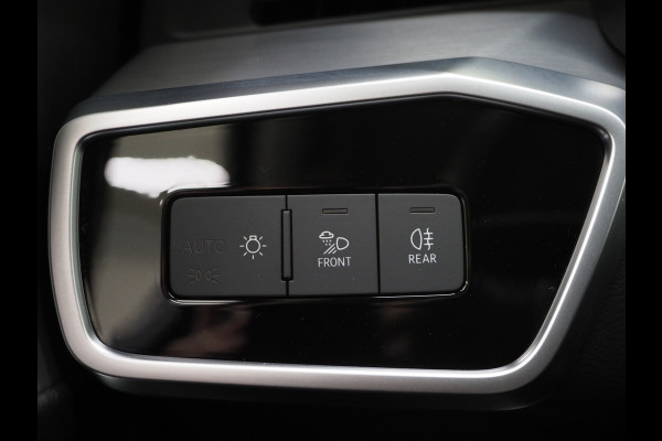 Audi A6 Avant 55 TFSI e quattro Competition Facelift | RS Sportstoelen | HUD | 360 | B&O Audio | Memory | Keyless | Adaptive Cruise | Carplay