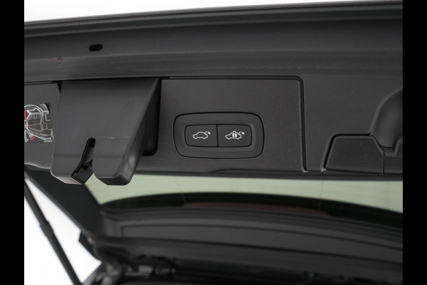 Volvo XC60 2.0 T8 Twin Engine Inscription AWD (Plug-In) *PANO | LEATHER | FULL-LED | BOWERS&WILKINS | MEMORY-PACK | BLINDSPOT | DIGI-COCKPIT | HEATED-COMFORTSEATS | TOPVIEW | NAVI-FULLMAP | ECC | PDC | HEAD-UP |  TOWBAR | 20''ALU *