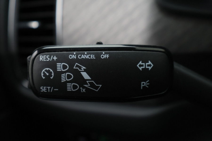 Škoda Kodiaq 1.5 TSI Business Edition Plus LED, Memory, Keyless, Apple Carplay, Trekhaak, Camera