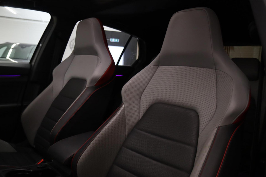 Volkswagen Golf 2.0 TSI GTI 45 JAHRE CLUBSPORT AKRA/PANO/ACC/CAM/CARPLAY/IQ-LIGHT/VOLL