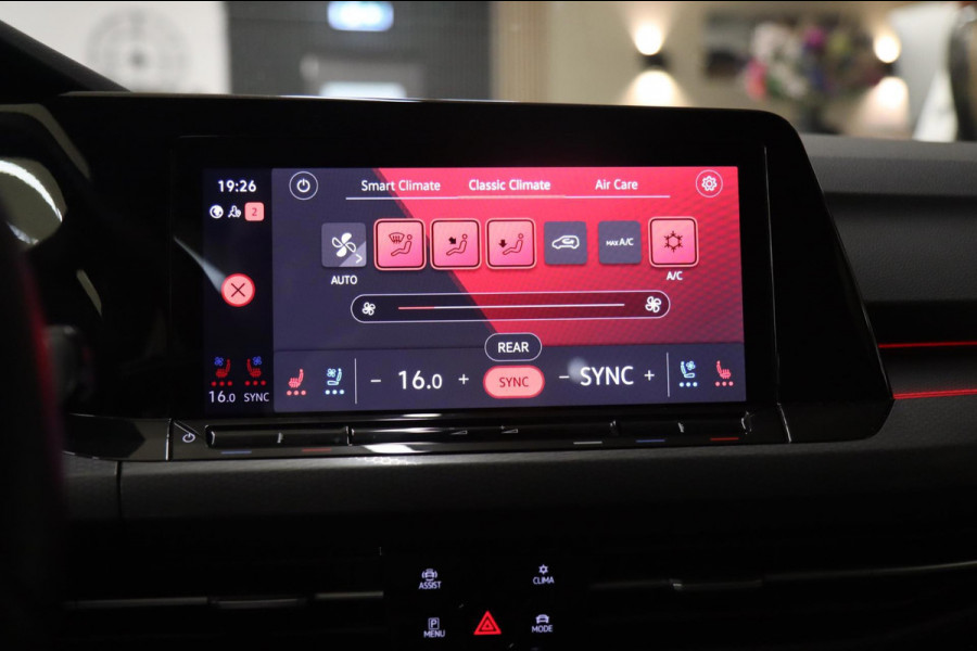 Volkswagen Golf 2.0 TSI GTI 45 JAHRE CLUBSPORT AKRA/PANO/ACC/CAM/CARPLAY/IQ-LIGHT/VOLL
