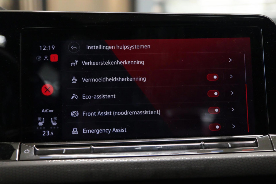 Volkswagen Golf 2.0 TSI GTI 45 JAHRE CLUBSPORT AKRA/PANO/ACC/CAM/CARPLAY/IQ-LIGHT/VOLL