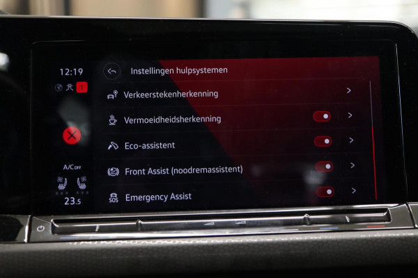 Volkswagen Golf 2.0 TSI GTI 45 JAHRE CLUBSPORT AKRA/PANO/ACC/CAM/CARPLAY/IQ-LIGHT/VOLL
