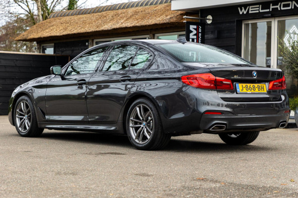 BMW 5 Serie 520i High Executive Edition I M-Sport I schuifdak I 1 ste eigenaar I comfortsoel I