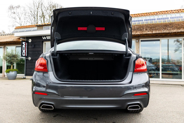 BMW 5 Serie 520i High Executive Edition I M-Sport I schuifdak I 1 ste eigenaar I comfortsoel I