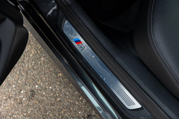 BMW 5 Serie 520i High Executive Edition I M-Sport I schuifdak I 1 ste eigenaar I comfortsoel I