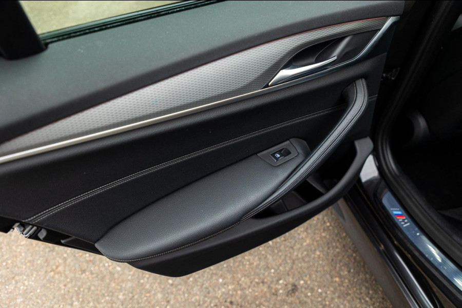 BMW 5 Serie 520i High Executive Edition I M-Sport I schuifdak I 1 ste eigenaar I comfortsoel I