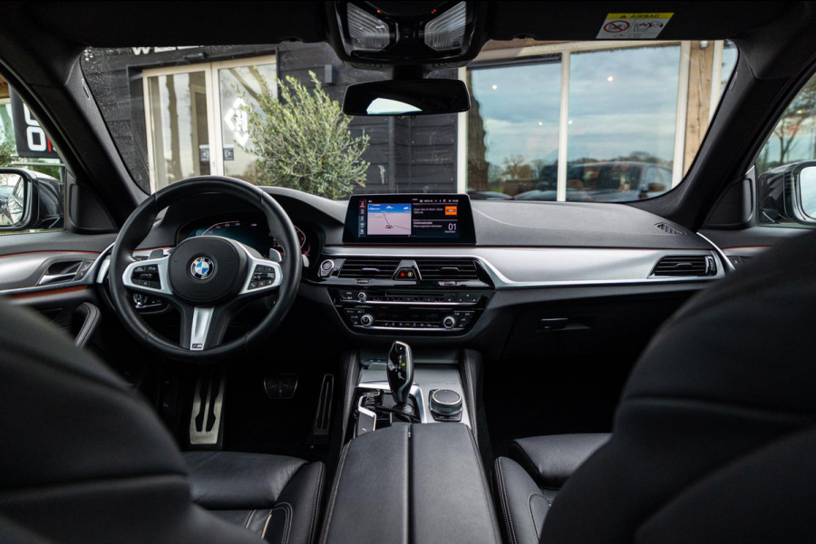 BMW 5 Serie 520i High Executive Edition I M-Sport I schuifdak I 1 ste eigenaar I comfortsoel I