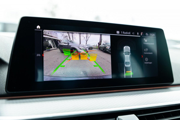 BMW 5 Serie 520i High Executive Edition I M-Sport I schuifdak I 1 ste eigenaar I comfortsoel I