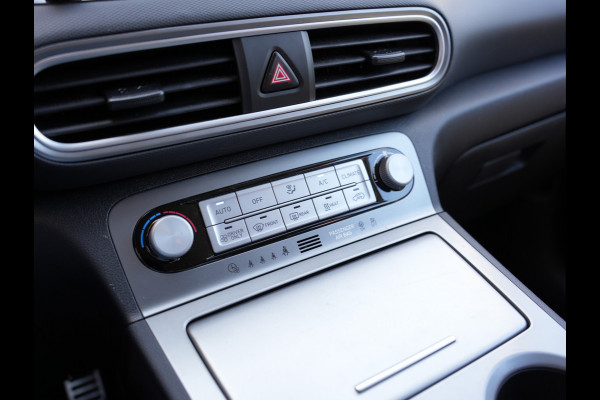 Hyundai Kona EV Fashion 64 kWh | Warmtepomp | Cruise Control Adaptief | Head-up Display |