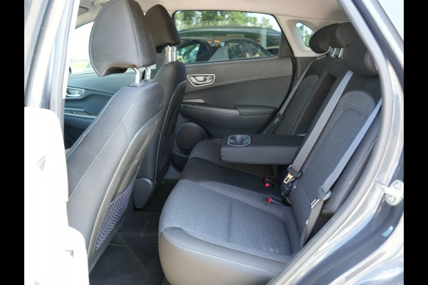 Hyundai Kona EV Fashion 64 kWh | Warmtepomp | Cruise Control Adaptief | Head-up Display |