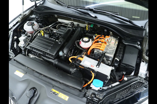 Škoda Superb Combi 1.4 TSI iV Sportline | Leder/Alcantara | Trekhaak | Carbon | 360 | Memory | Keyless | Adaptive Cruise