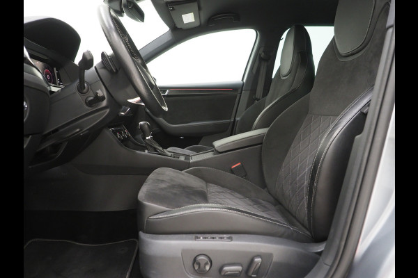 Škoda Superb Combi 1.4 TSI iV Sportline | Leder/Alcantara | Trekhaak | Carbon | 360 | Memory | Keyless | Adaptive Cruise