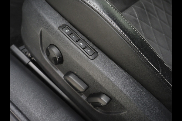 Škoda Superb Combi 1.4 TSI iV Sportline | Leder/Alcantara | Trekhaak | Carbon | 360 | Memory | Keyless | Adaptive Cruise