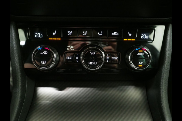 Škoda Superb Combi 1.4 TSI iV Sportline | Leder/Alcantara | Trekhaak | Carbon | 360 | Memory | Keyless | Adaptive Cruise