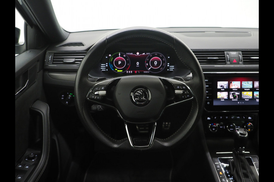 Škoda Superb Combi 1.4 TSI iV Sportline | Leder/Alcantara | Trekhaak | Carbon | 360 | Memory | Keyless | Adaptive Cruise