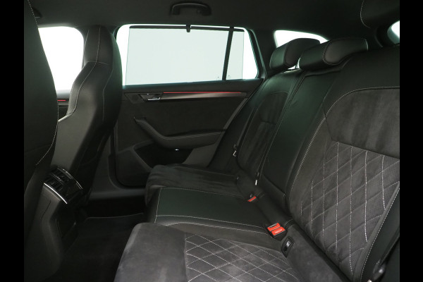 Škoda Superb Combi 1.4 TSI iV Sportline | Leder/Alcantara | Trekhaak | Carbon | 360 | Memory | Keyless | Adaptive Cruise