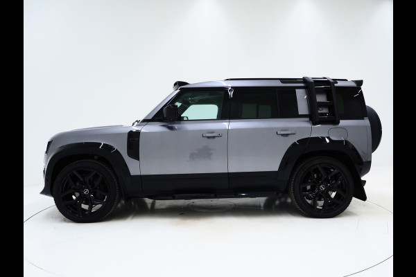 Land Rover Defender 110 2.0 P400e 110 Urban WideTrack Look | Panoramadak | Explorer Pack | Sidesteps | Lightbar | Trekhaak | Meridian